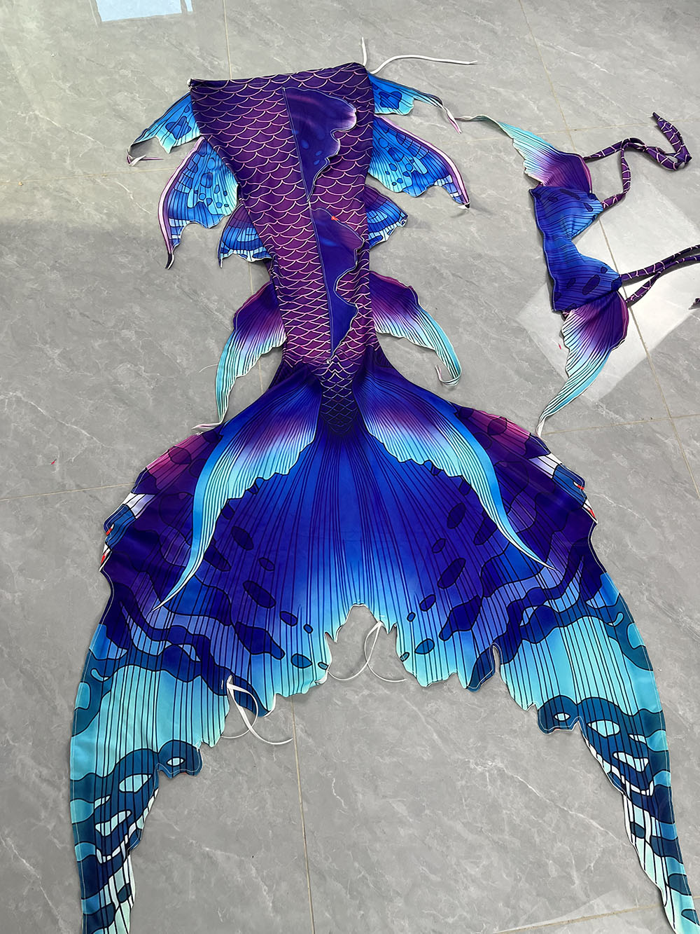 Colorful Dreamy Mermaid Tail A - Aquarium & Marine Museum Kota Kinabalu review and price