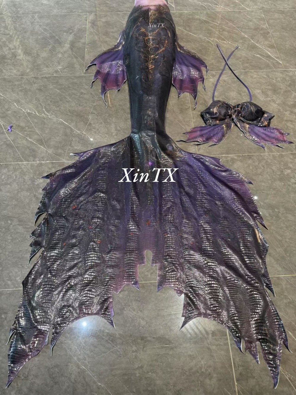 man woman mermaid tail hot sta - Aquarium & Marine Museum Kota Kinabalu review and price